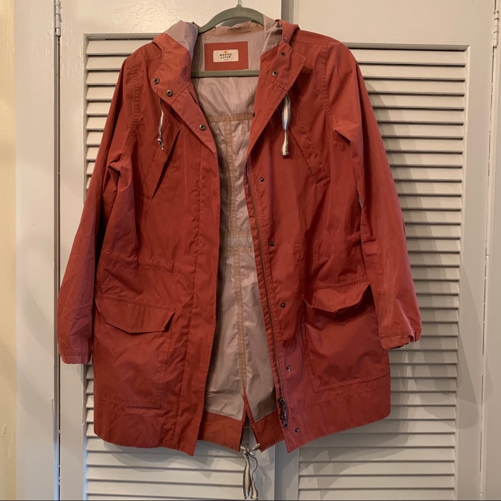 Marine Layer Raincoat - Baked Apple EUC